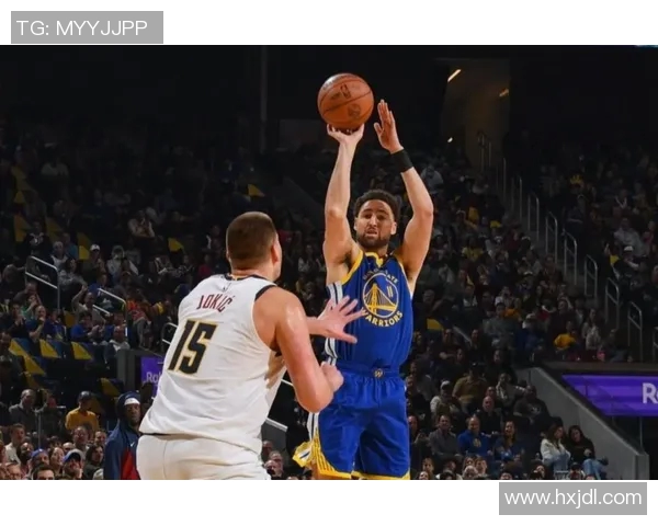 勇士与掘金激战四月二十四日季后赛争夺战精彩回顾与分析