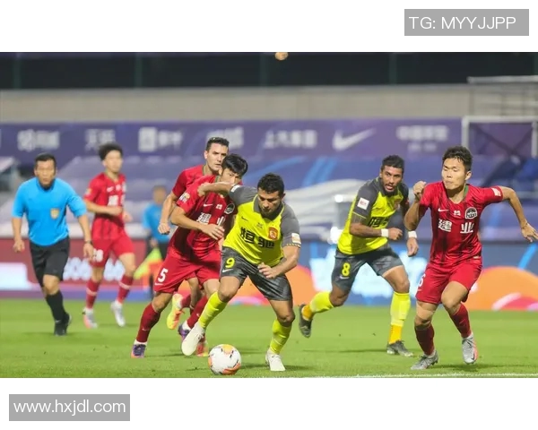 恒大与建业精彩对决重播回顾赛场瞬间与精彩进球解析