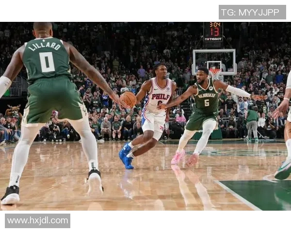 76人对决熊鹿NBA季后赛激战正酣球迷期待精彩瞬间