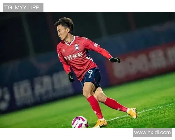 上海申鑫迎战北京北体大争夺关键三分全力以赴展现球队实力 上海申鑫迎战北京北体大争夺关键三分全力以赴展现球队实力